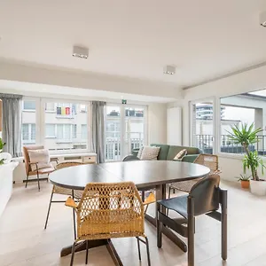Modern And Bright Seaside App W Seaview & Terrace Oostende